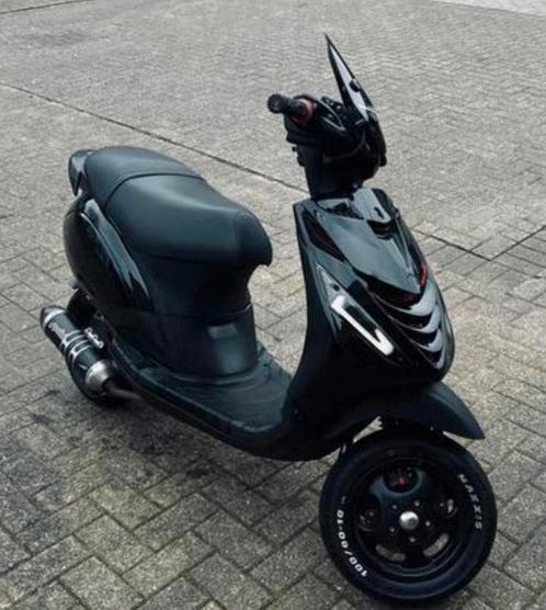 Zip 4t 80cc full malossi, Fietsen en Brommers, Brommeronderdelen | Scooters, Zo goed als nieuw, Uitlaat, Ophalen