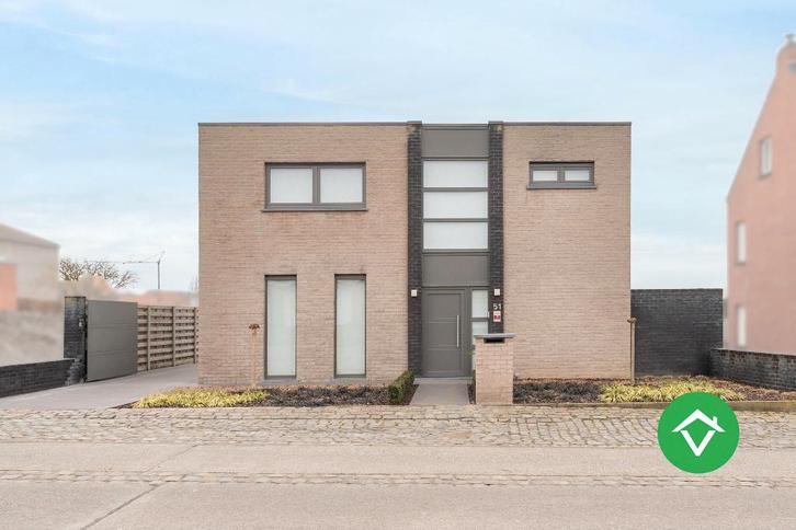 Alleenstaande woning met 4 slaapkamers en garage te Aartrijk, Immo, Huizen en Appartementen te koop, Provincie West-Vlaanderen