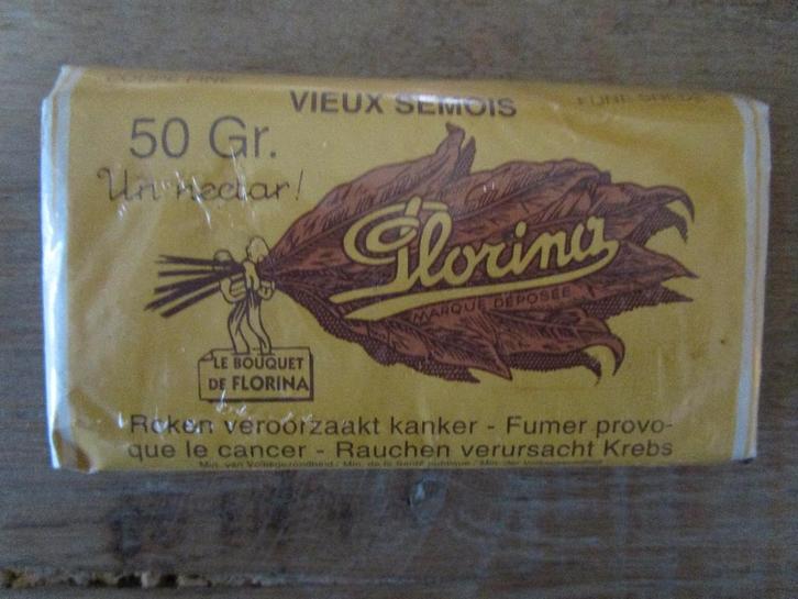 oude pakjes tabak, Collections, Articles de fumeurs, Briquets & Boîtes d'allumettes, Neuf, Autres types, Enlèvement ou Envoi