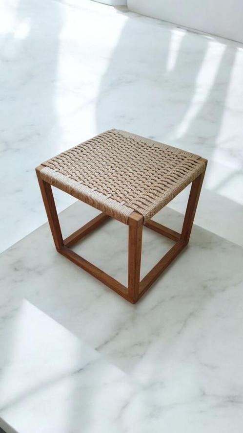 Eikenhouten krukje, Antiek en Kunst, Kunst | Designobjecten, Ophalen of Verzenden