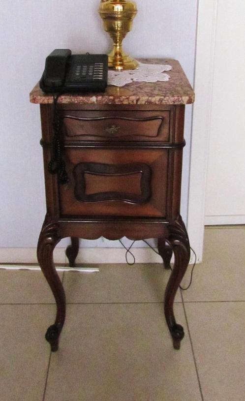 Nachttafel met marmer blad, 1 lade en 1 deur., Huis en Inrichting, Kasten | Overige, Gebruikt, Ophalen