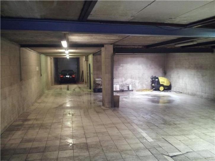 Huur garage/handelspand 250m², Zakelijke goederen, Bedrijfs Onroerend goed, Bedrijfsruimte, Huur