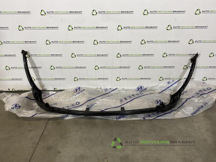 Spoiler pare-choc avant d'un Hyundai Tucson, -, 3 mois de garantie, Utilisé, -