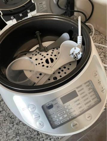 Multicooker beschikbaar voor biedingen