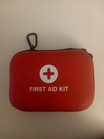 Lot de 100 Trousse de secours compacte  - Neuves, Ophalen, Nieuw