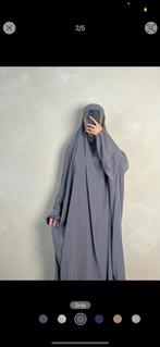 Khimar te koop, Ophalen