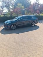 Kia ceed  sw 1.4 t-gdi benzine, Auto's, Voorwielaandrijving, Leder en Stof, Particulier, Dealer onderhouden