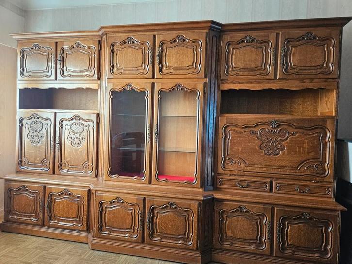 Kast met verlichting in goede staat moet dringend weg, Antiek en Kunst, Antiek | Meubels | Kasten, Ophalen