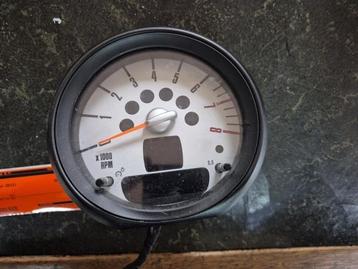 Toerenteller van een Mini Cooper beschikbaar voor biedingen