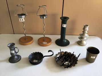 16 kleine kandelaars aan 2 euro per stuk beschikbaar voor biedingen