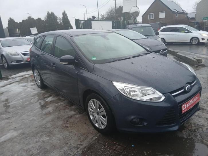 Ford focus  2013, Autos, Ford, Entreprise, Focus, ABS, Phares directionnels, Airbags, Air conditionné, Alarme, Ordinateur de bord