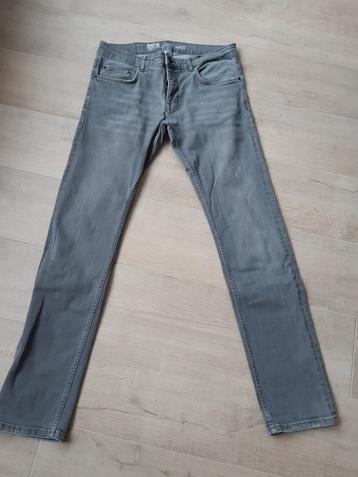 JBC grijze jeans maat W33 - L 34 beschikbaar voor biedingen