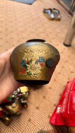Oude bell met bloemen, Verzamelen, Spaarpotten, Ophalen, Zo goed als nieuw, Dier