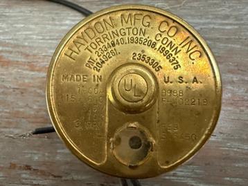 Oude toonbank, Torrington, dus Haydon Mfg. Co. Inc door. ,  beschikbaar voor biedingen