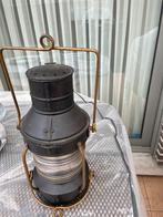 Ancienne lampe à huile avec bouteilles d'huile de rechange, Enlèvement