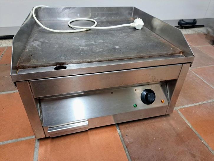 hendi bakplaat grillplaat plancha 3200 watt, Zakelijke goederen, Horeca | Keukenapparatuur, Gebruikt, Ophalen