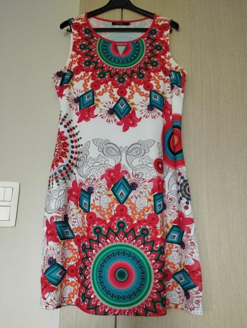 Robe "style Desigual", Vêtements | Femmes, Robes, Comme neuf, Taille 42/44 (L), Autres couleurs, Longueur genou, Enlèvement