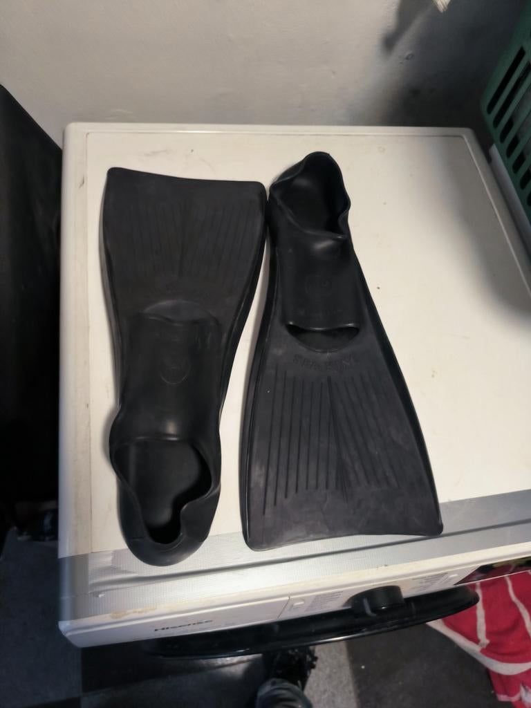 Nieuwe zwemvliezen, Watersport en Boten, Duiken, Ophalen