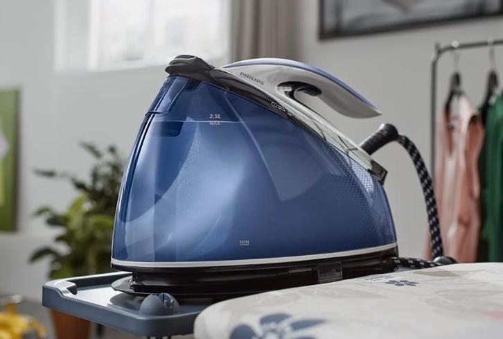 Stoomstrijkijzer Phillips met reservoir, Elektronische apparatuur, Strijkijzers en Strijkplanken, Zo goed als nieuw, Strijkijzer met snoer