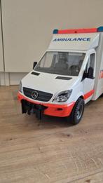Bruder ziekenwagen, Hobby en Vrije tijd, Modelbouw | Auto's en Voertuigen, Ophalen, Zo goed als nieuw