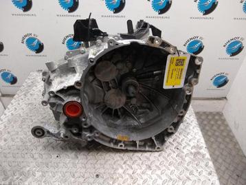 VOLVO V40 R-design  [TRANS_GEARBOX] 2017 beschikbaar voor biedingen