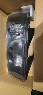 Chevrolet express 2003-2025  nieuwe koplampen, Ophalen, Nieuw, Chevrolet