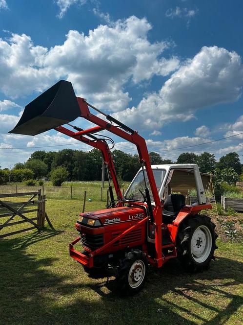 kubota L1-234 met nieuwe frontlader, Zakelijke goederen, Landbouw | Tractoren, Gebruikt, Ophalen of Verzenden