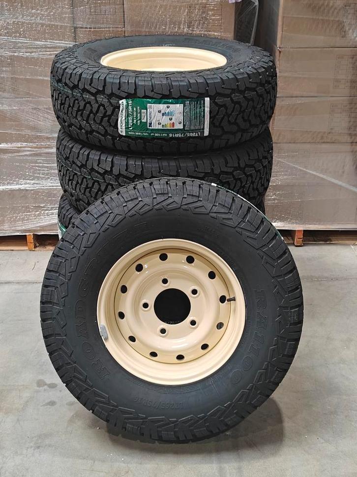 Set Wolf limestone ET0 met AT banden, Auto-onderdelen, Overige Auto-onderdelen, Rover, Land Rover, Nieuw, Ophalen