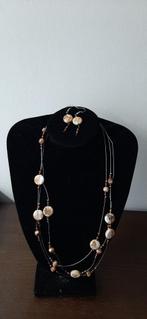 Halsketting + oorbellen handgemaakt, Handtassen en Accessoires, Kettingen, Verstelbaar, Beige, Nieuw, Ophalen of Verzenden