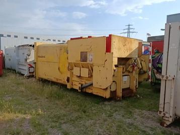 Huismann 18 m3 haakarm afzet perscontainer (bj 2009) beschikbaar voor biedingen