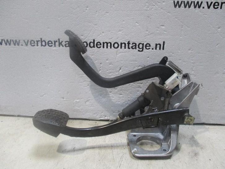 PEDALENSET BMW 3 serie (E46 / 2) (35.11-1 163 863), Auto-onderdelen, Interieur en Bekleding, BMW, Gebruikt