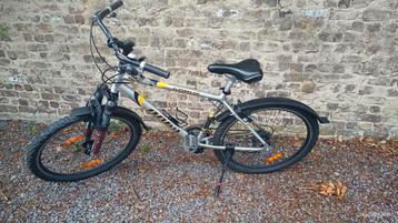 Jongensfiets  beschikbaar voor biedingen