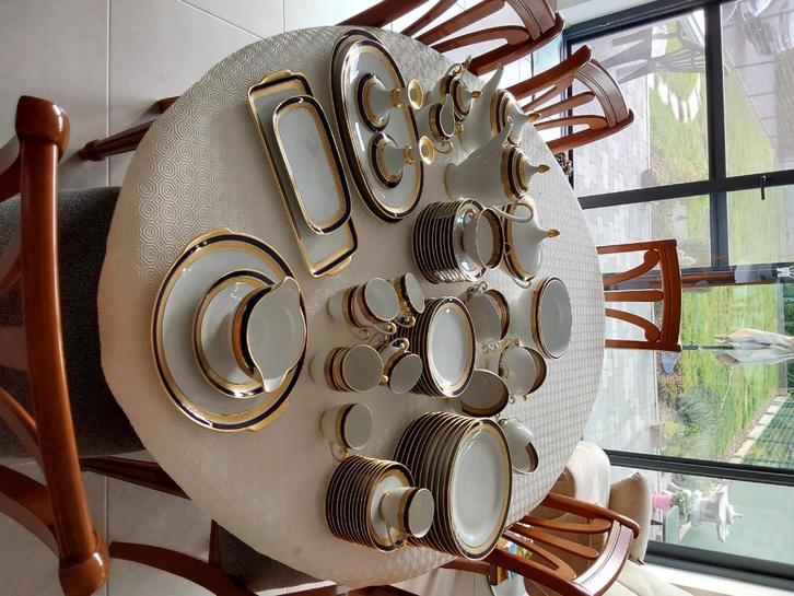 Servies Hutschenreuther, drache-model, Huis en Inrichting, Keuken | Servies, Zo goed als nieuw, Compleet servies, Overige stijlen