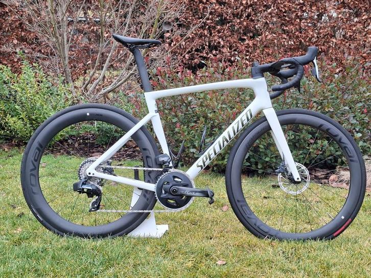 Tarmac SL7 PRO white/snake eye green   maat 56, Vélos & Vélomoteurs, Vélos | Vélos de course, Comme neuf, Autres marques, Carbone