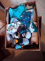 Pakjet jongenskleding maat 122: zowel zomer als winter., Ophalen