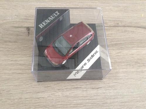 Voiture miniature Renault Megane Scenic (échelle 1/43) (Nouv, Hobby & Loisirs créatifs, Voitures miniatures | 1:43, Neuf, Voiture