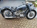 Dnepr MT9 1974   Ural M61 1957, 2 cilinders, Toermotor, 11 kW of minder, 650 cc