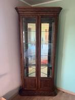 Vitrine en bois avec verre et éclairage, Enlèvement, Utilisé, Autres essences de bois, 150 à 200 cm