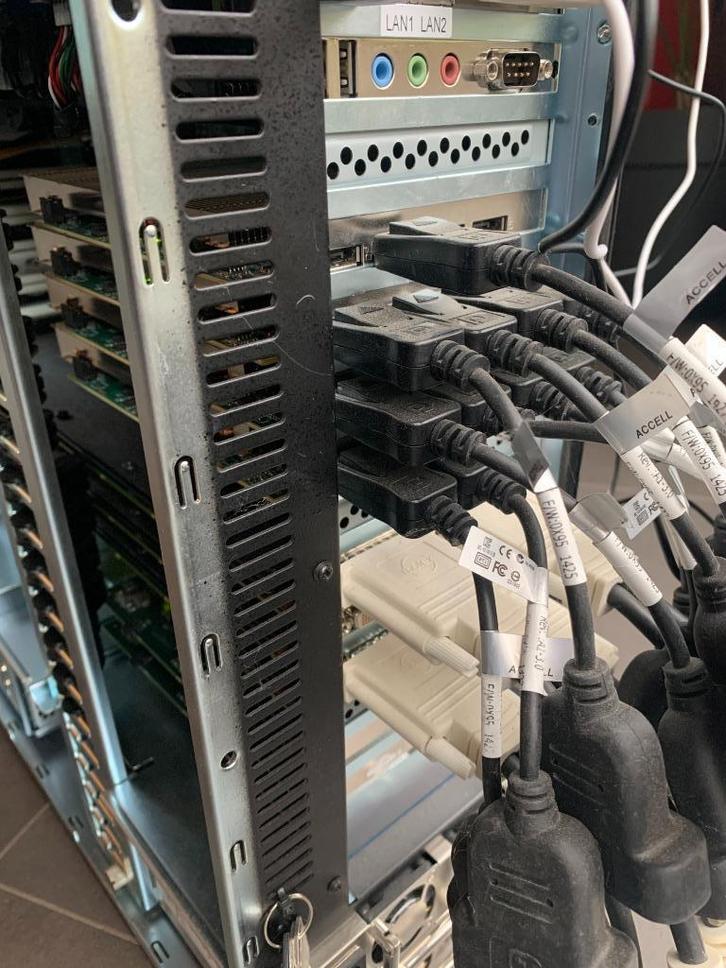 Barco - Video controller, TV, Hi-fi & Vidéo, Appareils professionnels, Utilisé, Vidéo, Enlèvement ou Envoi