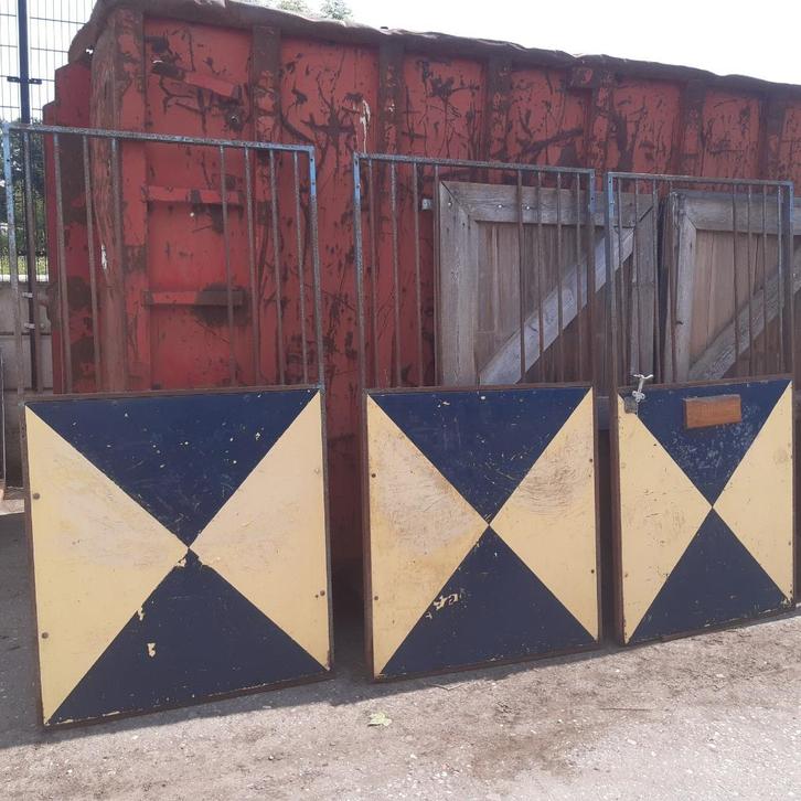 Paardenbox Wanden Schuifdeur Raamluik Bovendelen Staldeur, Dieren en Toebehoren, Stalling en Weidegang, Stalling, Accessoires