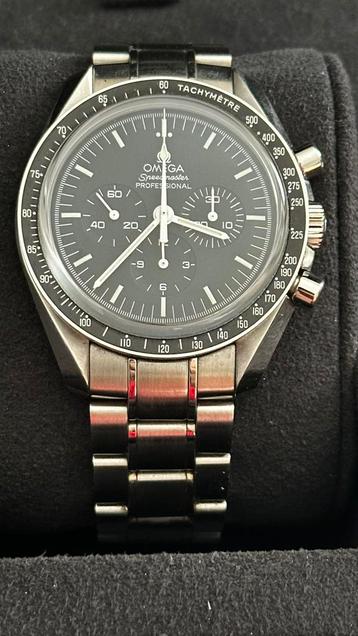 omega Speedmaster Moonwatch Saphire beschikbaar voor biedingen