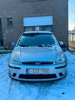 Ford fiesta benzine 63362 kms, Autos, Ford, Argent ou Gris, Achat, Boîte manuelle, Particulier
