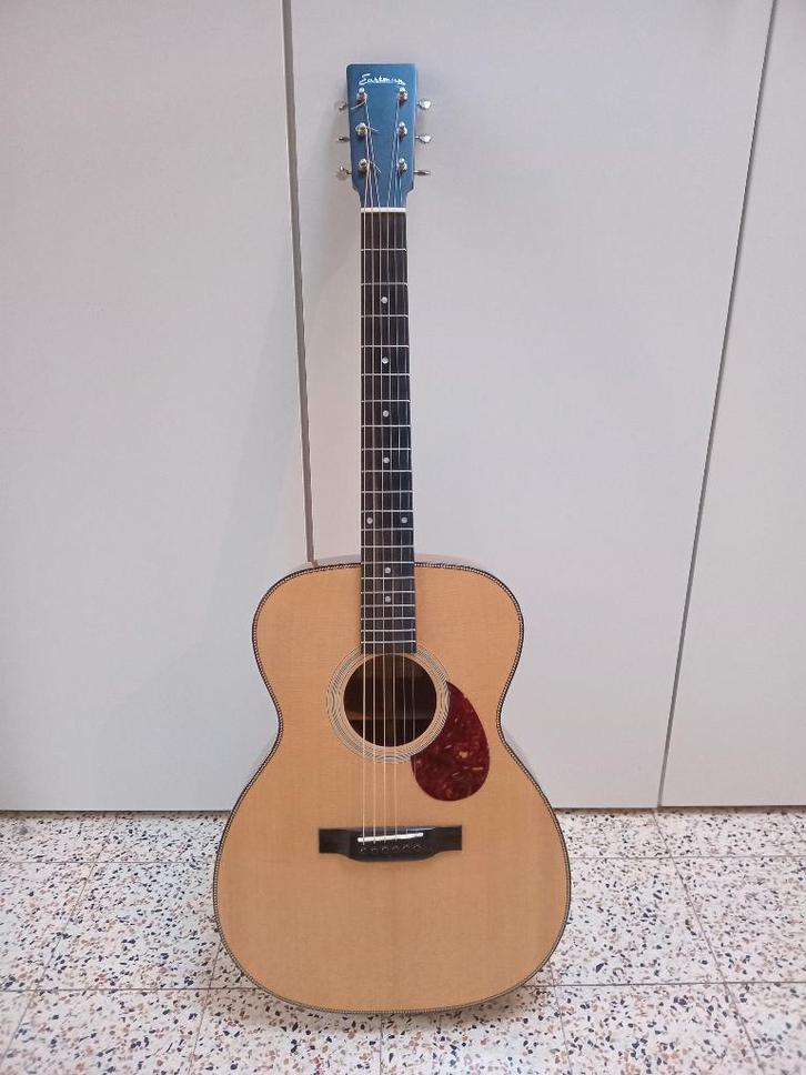 Guitare électro-acoustique, Eastman, Musique & Instruments, Instruments à corde | Guitares | Acoustiques, Comme neuf, Autres types