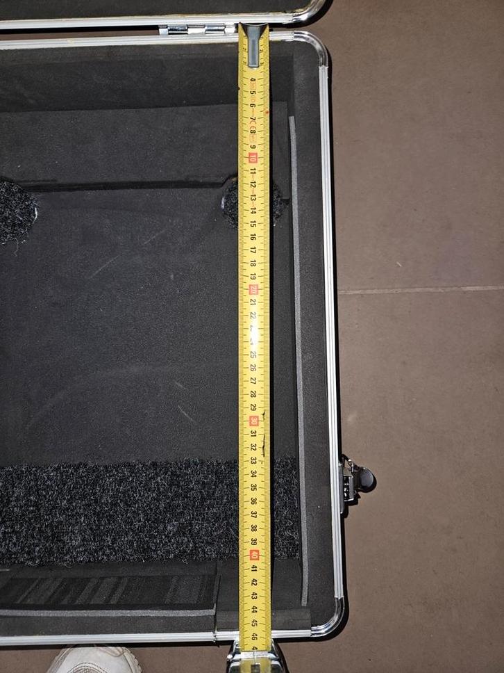 Flightcase zwart en alu voor dj equipment, Muziek en Instrumenten, Behuizingen en Koffers, Gebruikt, Flightcase, Ophalen
