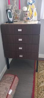 Kleine ladenkast met 4 laden bruine kleur vintage jaren 70, Huis en Inrichting, Ophalen