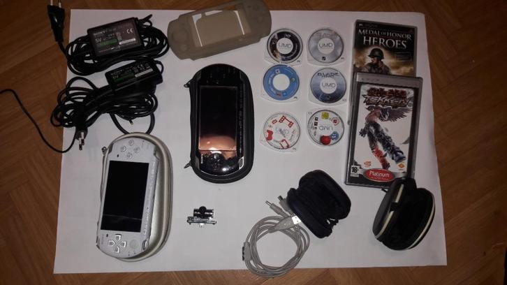 2 console PSP portable Sony, Games en Spelcomputers, Games | Sony PlayStation Portable, Gebruikt, Ophalen