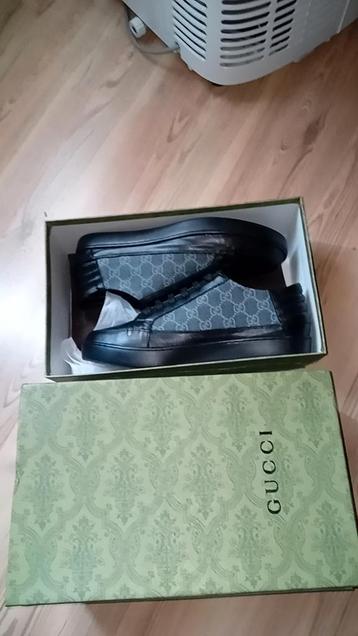 Gucci supreme schoenen  beschikbaar voor biedingen