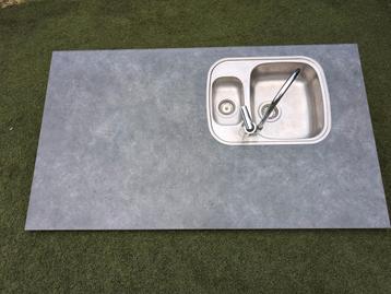 Donker keukenblad incl mengkraan en spoelbak, Enlèvement, Comme neuf, 75 cm ou plus, 150 à 200 cm