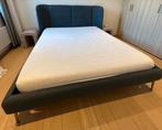 Bed TUFJORD + mattress + slatted frame, Ophalen, Blauw, Zo goed als nieuw, 200 cm