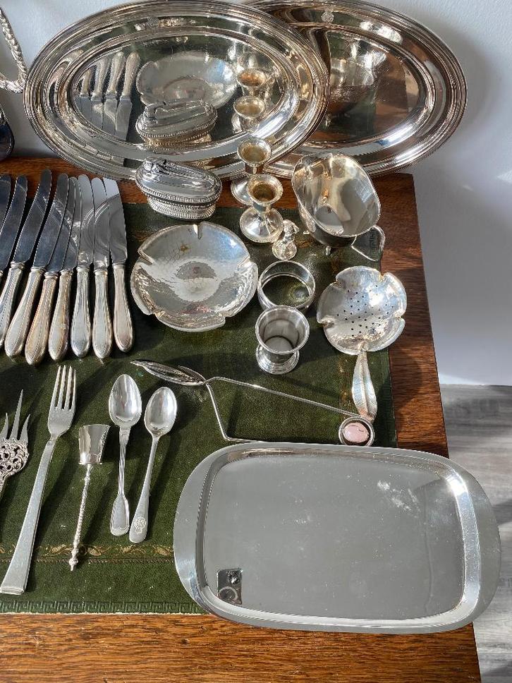 Couverts en métal argenté avec accessoires, Antiquités & Art, Antiquités | Couverts, Enlèvement ou Envoi